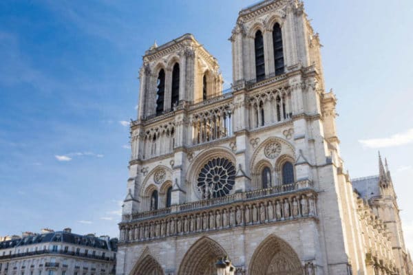 La Cathédrale Notre-Dame de Paris, l’un des monuments les plus célèbres de France