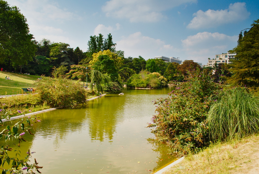 Parc Montsouris, one of Paris’s major gardens, renowned for its large lake and lush pathways