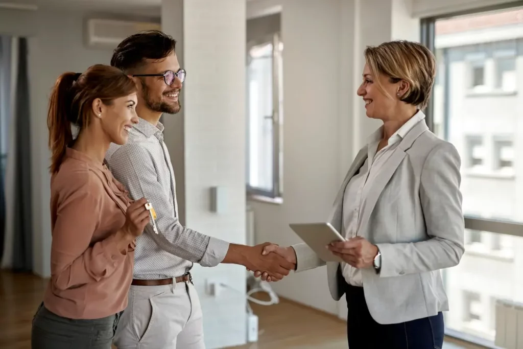 Une agente immobilière de Myexpat qui accompagne les investisseurs étrangers qui souhaitent investir île Maurice