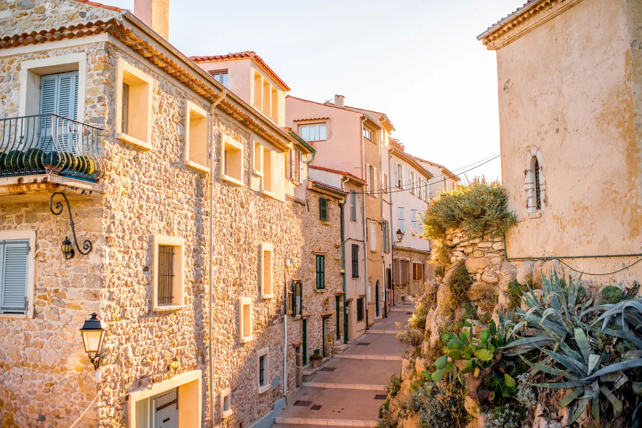 Comment réussir l'achat d'un appartement à Antibes