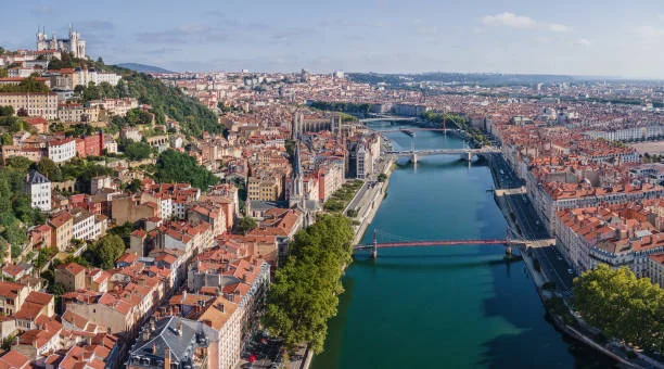 Le 5e arrondissement présenté en image comme un lieu stratégique pour l'investissement immobilier