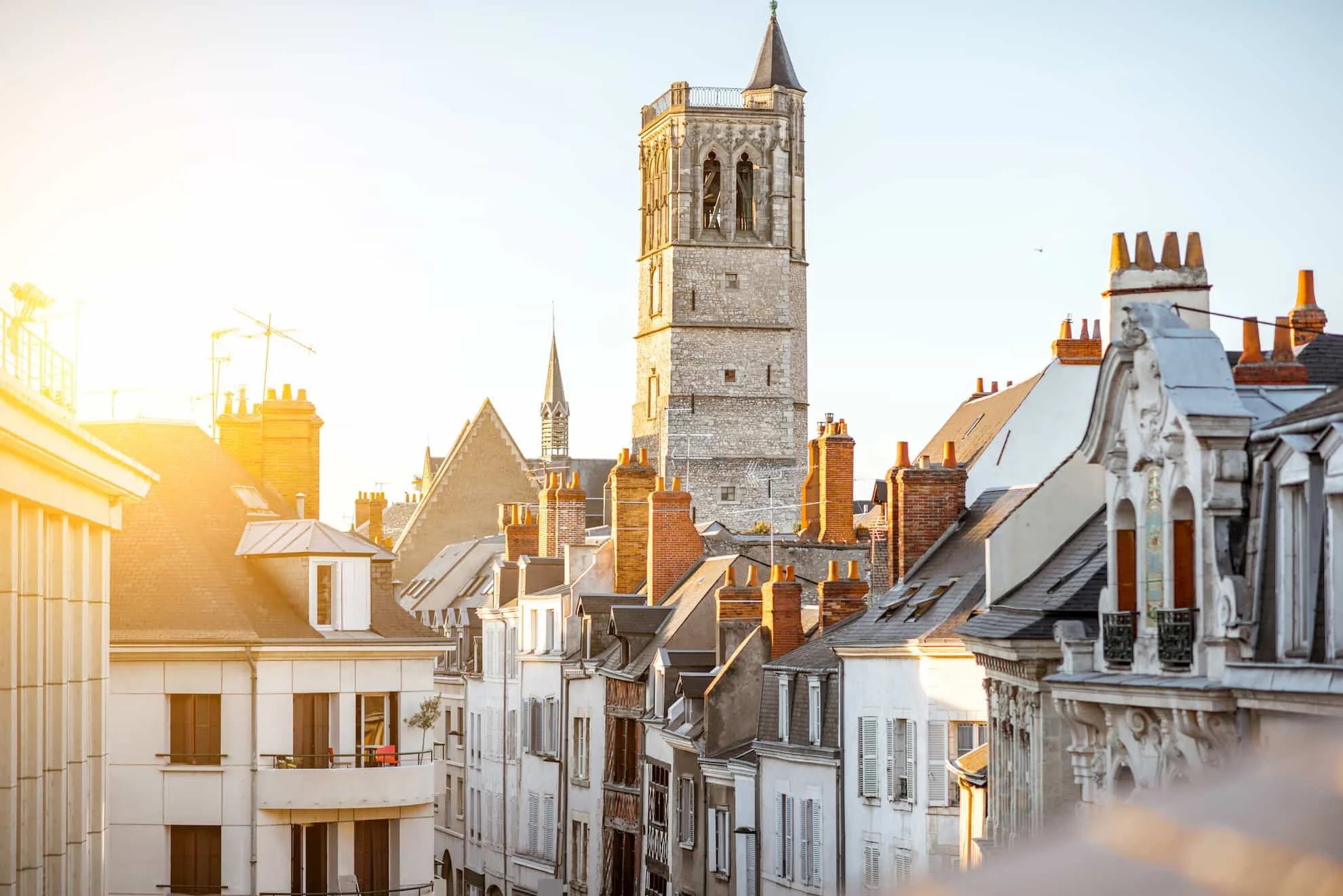 Une vue sur les immobiliers à Annemasse montrant à quel point investir à Annemasse peut être intéressant pour les expatriés