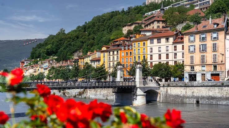 Prix m2 à Grenoble pour un investissement locatif grenoble