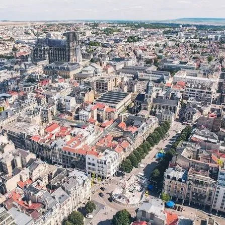 Vue aérienne de la ville de Reims pour un achat appartement à Reims