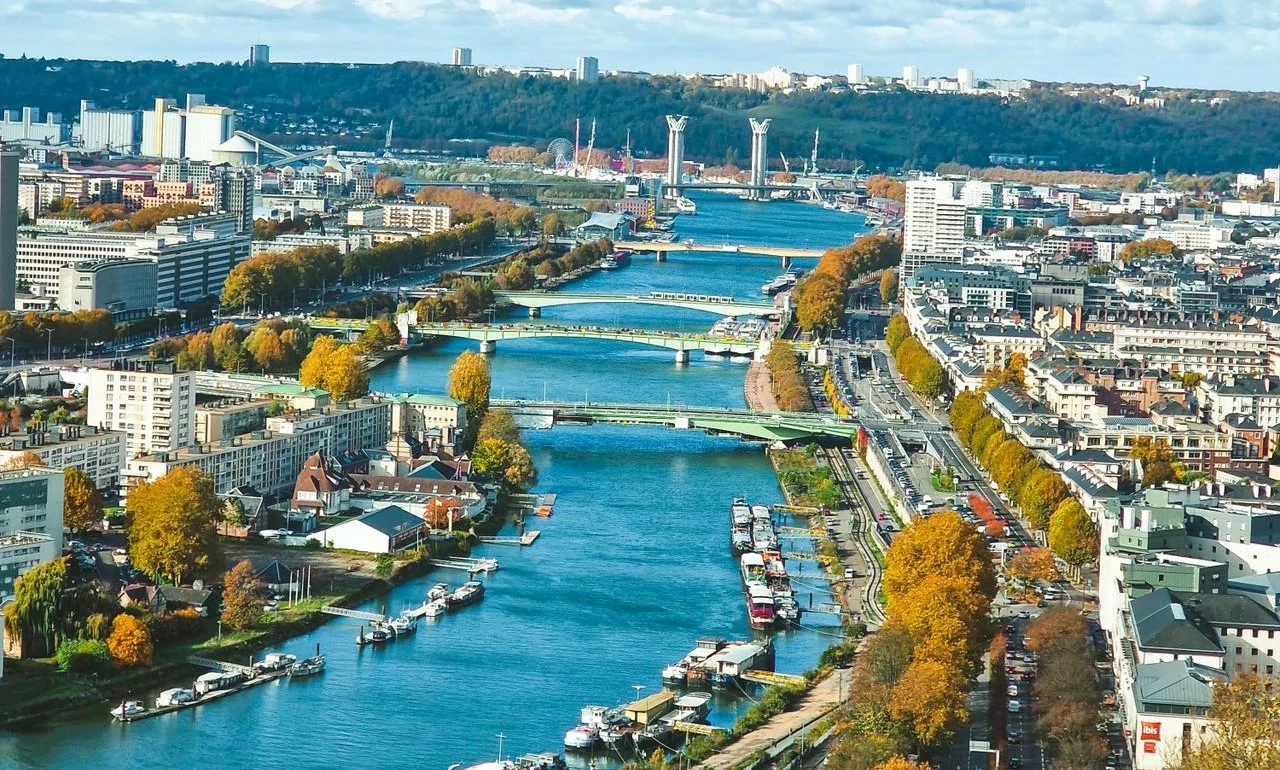 Cliché aérien sur la ville de Rouen