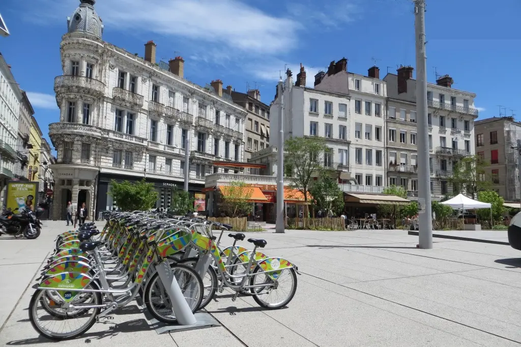 La gestion locative à Saint-Etienne pour expatrié et non-résident