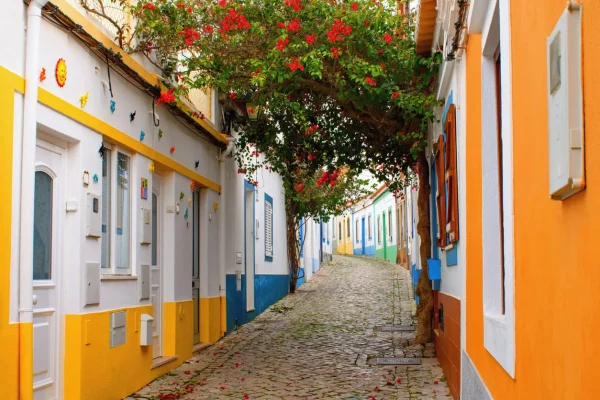 Choisissez la ville idéale pour investir au Portugal Algarve.