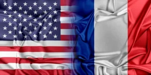 Vue aérienne d’un appartement parisien moderne, illustrant comment investir dans l'immobilier français depuis les Etats-Unis