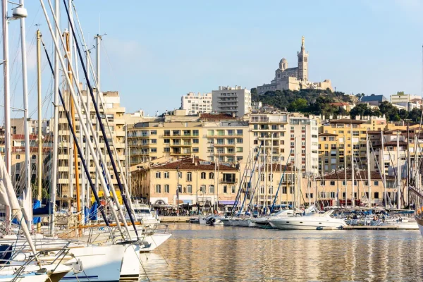 le-vieux-port-de-marseille Il est important de déterminer pourquoi investir à Marseille avant de vous lancer.