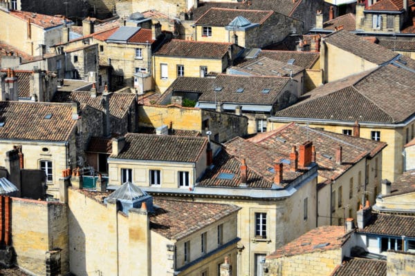 Image de couverture pour l'article 'Investir dans le quartiers des Chartrons à Bordeaux : à quoi s’attendre ?'